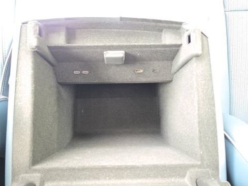 Used 2025 Cadillac Escalade IQ Luxury 2 w/ LPO, Premium Carpet Package AWD/4WD image 14
