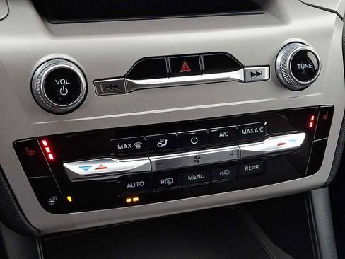 Certified 2023 Ford Explorer XLT w/ Equipment Group 202A image 15