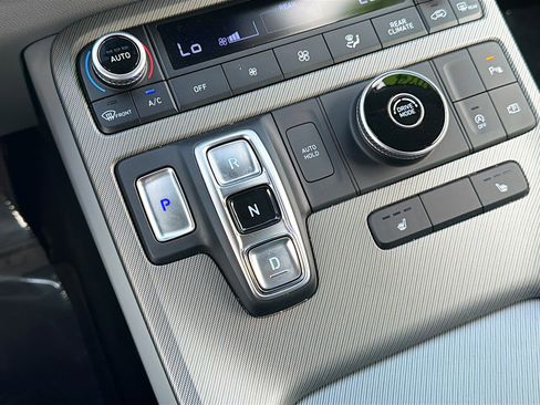 Used 2024 Hyundai Palisade SEL image 30