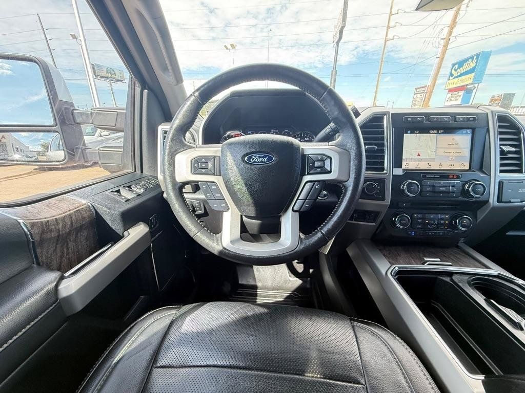 Used 2018 Ford F250 Lariat w/ Lariat Ultimate Package AWD/4WD image 26