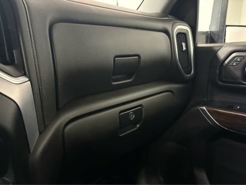 Used 2022 GMC Sierra 2500 SLE w/ X31 Off-Road Package AWD/4WD image 23