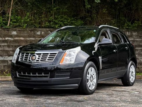 Used 2015 Cadillac SRX Luxury w/ Driver Awareness Package FWD image 11