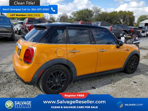 Used 2015 MINI Cooper 4-Door Hardtop image 3