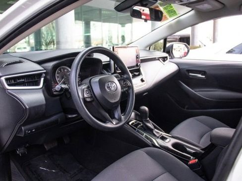 Used 2021 Toyota Corolla LE w/ Carpet Mat Package (TMS) image 11