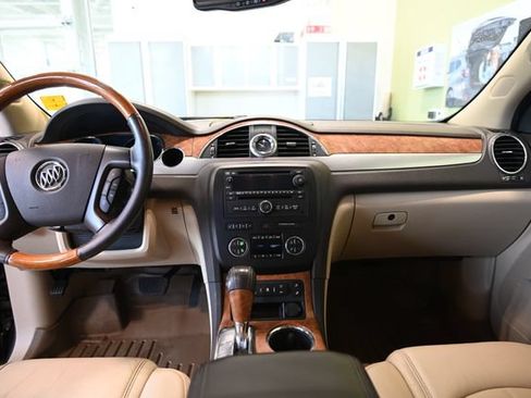 Used 2012 Buick Enclave Leather AWD/4WD image 2