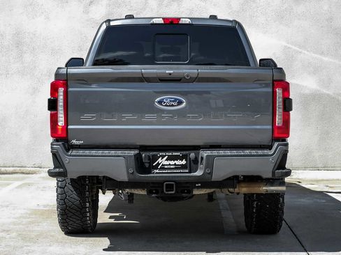 Used 2023 Ford F250 Lariat w/ Sport Appearance Package image 9