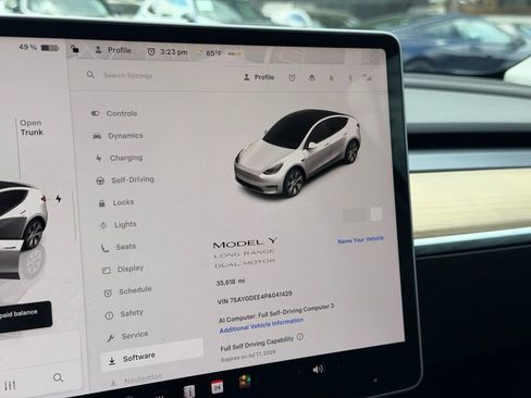 Used 2023 Tesla Model Y Long Range AWD/4WD image 17