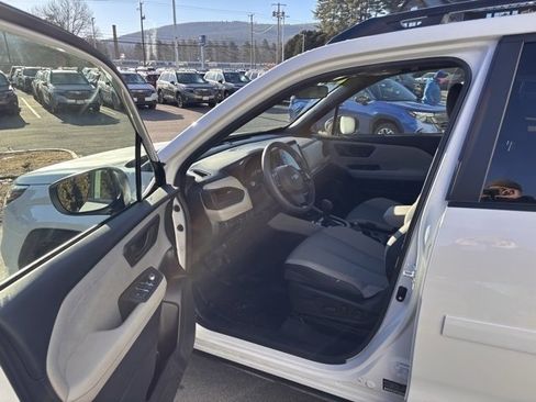 Used 2025 Subaru Forester Premium image 19