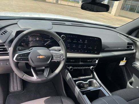 New 2026 Chevrolet Traverse LT FWD image 26
