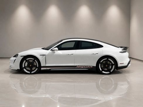 Used 2021 Porsche Taycan Turbo S AWD/4WD image 5