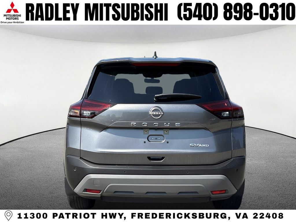 Used 2023 Nissan Rogue SV AWD/4WD image 18