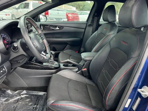 Used 2020 Kia Forte GT image 9