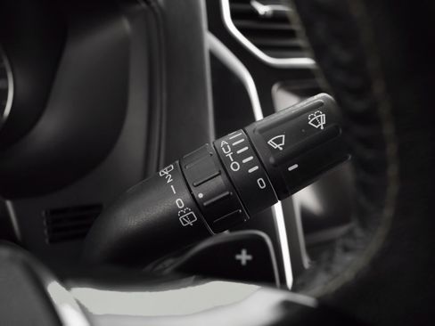 Used 2019 Ford Explorer Platinum image 31