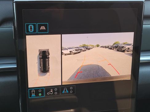 New 2026 GMC Terrain AT4 w/ Convenience Package III AWD/4WD image 9