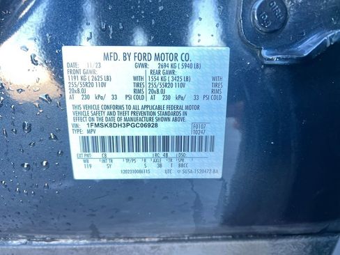 Used 2023 Ford Explorer XLT w/ Equipment Group 202A image 32