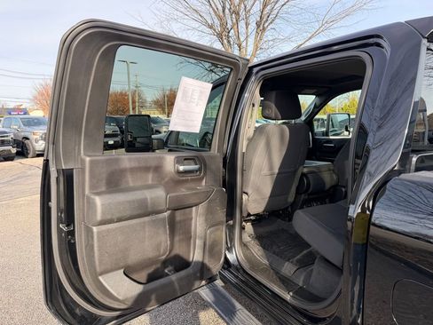 Used 2020 Chevrolet Silverado 2500 LT w/ All Star Edition image 17