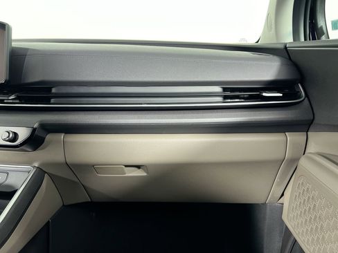 New 2026 Kia Carnival EX image 34