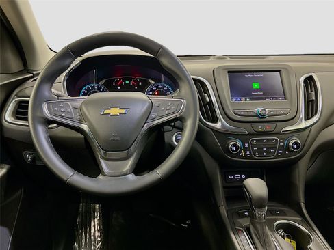 Used 2024 Chevrolet Equinox LT image 23
