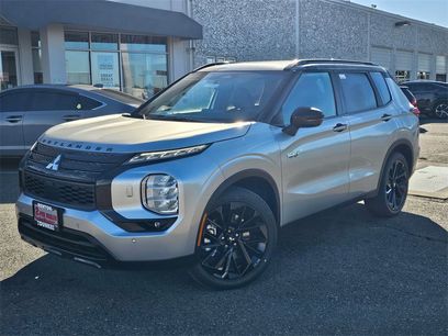 New 2025 Mitsubishi Outlander SEL Black Edition