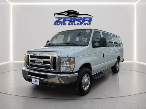 Used 2010 Ford E-350 and Econoline 350 XL RWD image 3