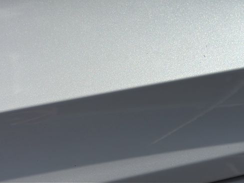 New 2026 Volvo XC40 B5 Core w/ Protection Package image 9