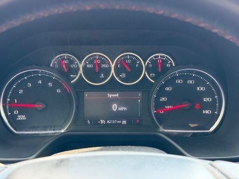 Used 2021 Chevrolet Suburban RST AWD/4WD image 13