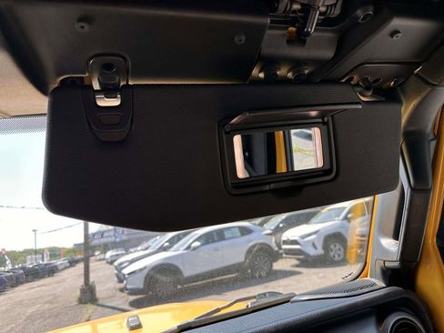 Used 2019 Jeep Wrangler Sport AWD/4WD image 28