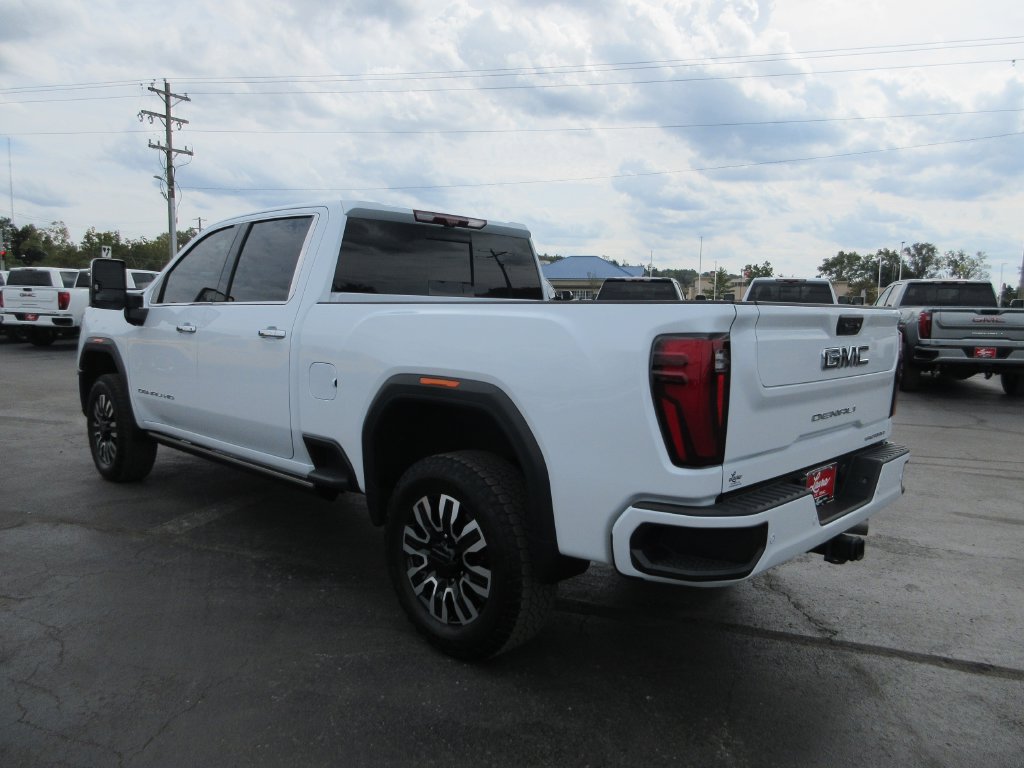 Certified 2026 GMC Sierra 2500 Denali Ultimate AWD/4WD image 10