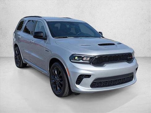 Used 2023 Dodge Durango R/T w/ Blacktop Package RWD image 3