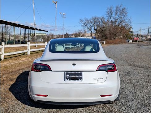 Used 2023 Tesla Model 3 Performance image 6