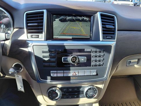 Used 2015 Mercedes-Benz ML 350 2WD w/ Premium 1 Package image 25