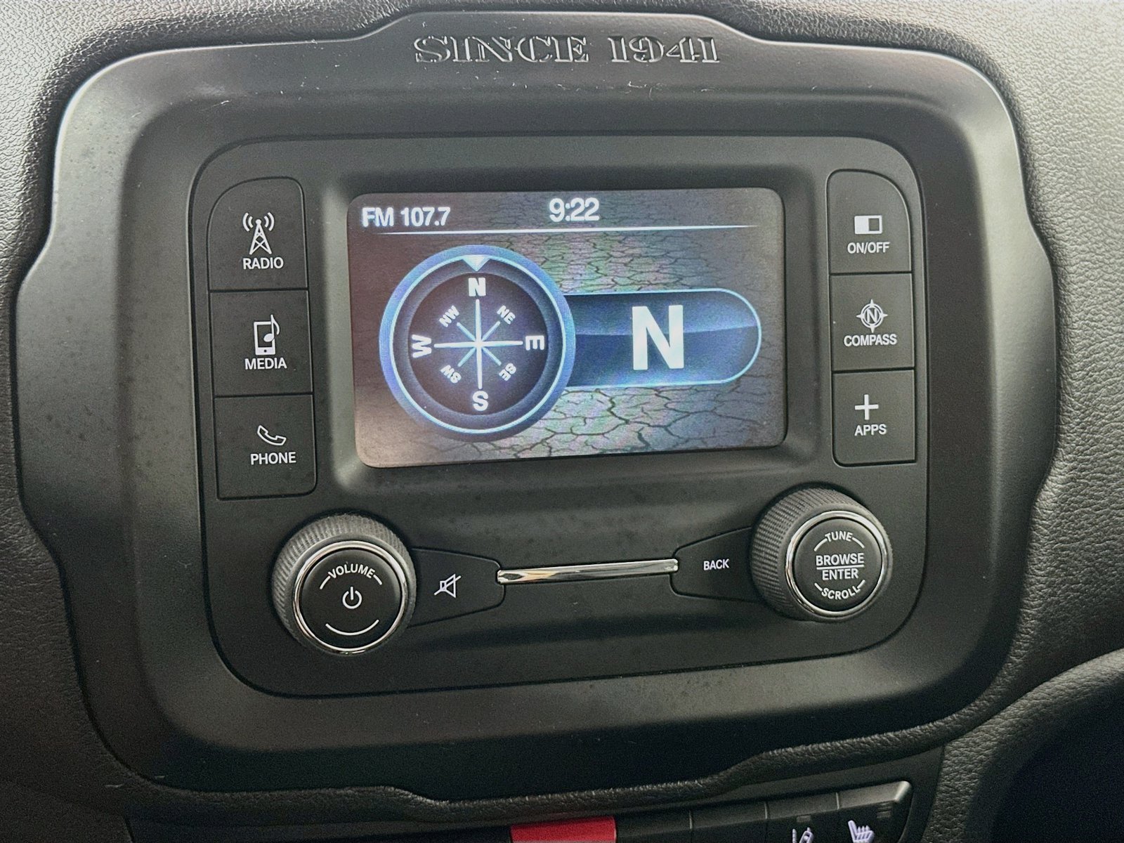 Used 2017 Jeep Renegade Limited w/ Advanced Technology Group FWD image 13