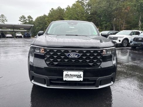 New 2025 Ford Maverick XLT image 8