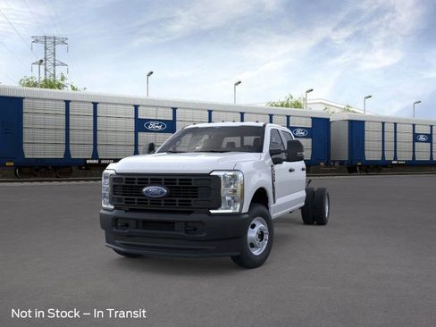 New 2026 Ford F350 XL image 2