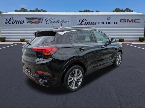 Used 2023 Buick Encore GX Select w/ Sport Touring Package FWD image 4