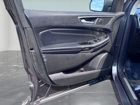 Used 2016 Ford Edge Titanium w/ Equipment Group 302A AWD/4WD image 13