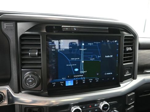 Used 2025 Ford F150 Lariat w/ Equipment Group 502A High image 17