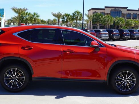 Used 2024 Lexus NX 250 FWD w/ Towing Package (2000 Lbs) image 4