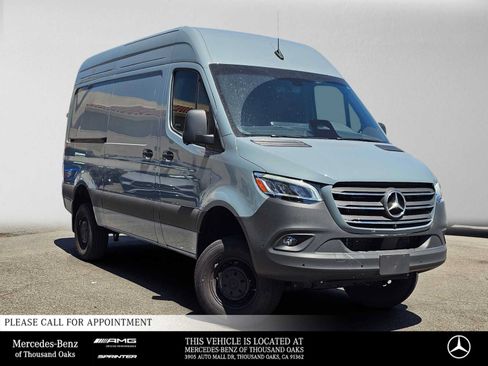 Used 2026 Mercedes-Benz Sprinter 2500 image 1