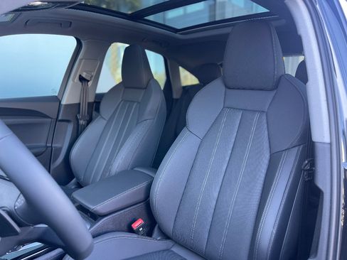 New 2025 Audi Q5 Premium Plus image 17