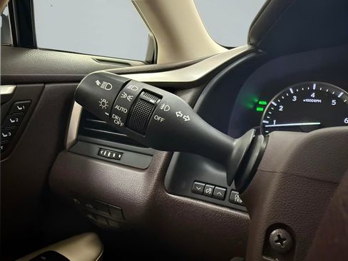 Used 2018 Lexus RX 350L FWD w/ Premium Package image 14