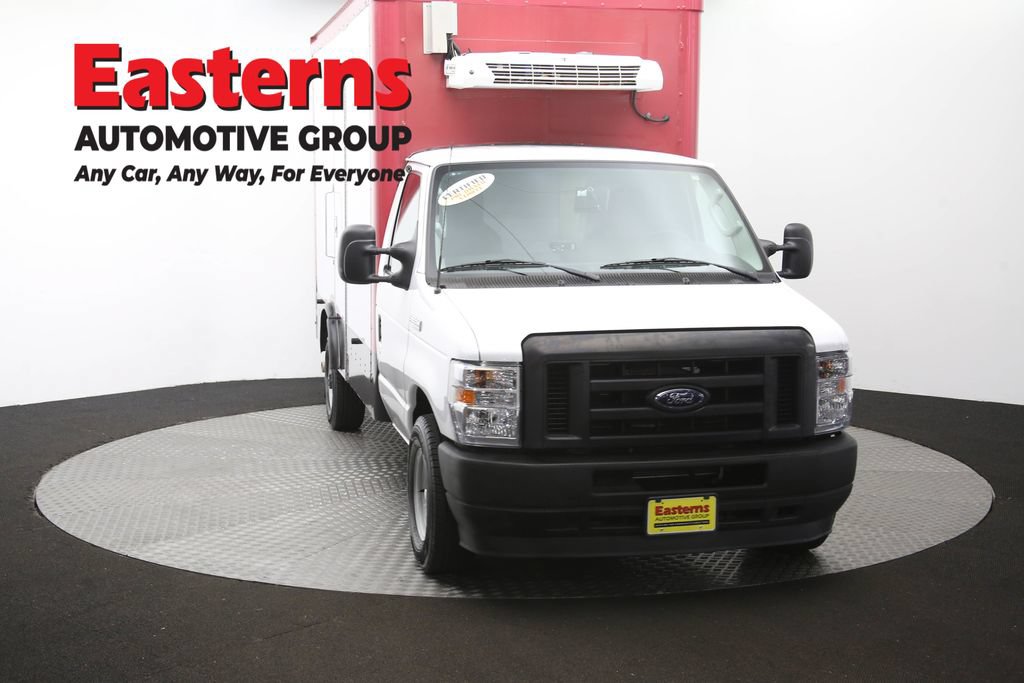 Used 2023 Ford E-350 and Econoline 350 Super Duty w/ Power Windows & Locks Group RWD image 51