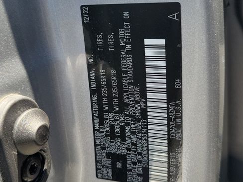 Used 2023 Toyota Highlander XLE FWD image 30