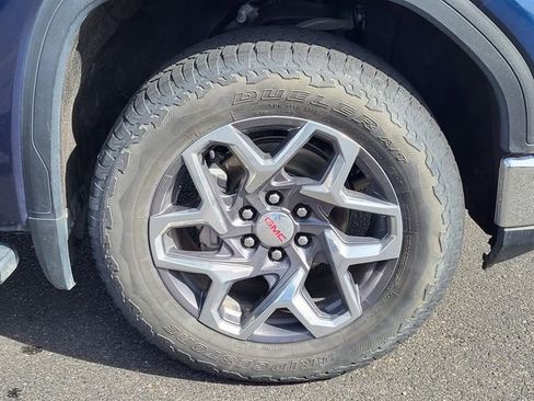 Used 2022 GMC Sierra 1500 SLT w/ SLT Premium Plus Package image 6