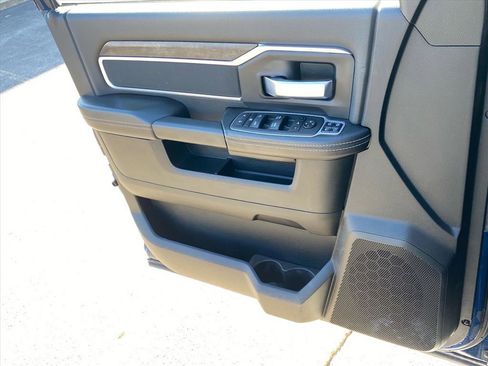 Used 2024 RAM 2500 Big Horn w/ Bed Utility Group image 17