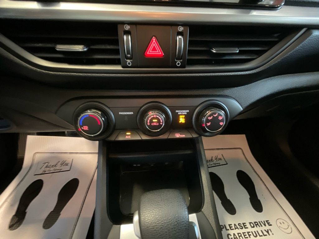 Used 2024 Kia Forte LXS FWD image 28
