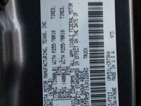 Used 2018 Toyota Tundra SR5 RWD image 32