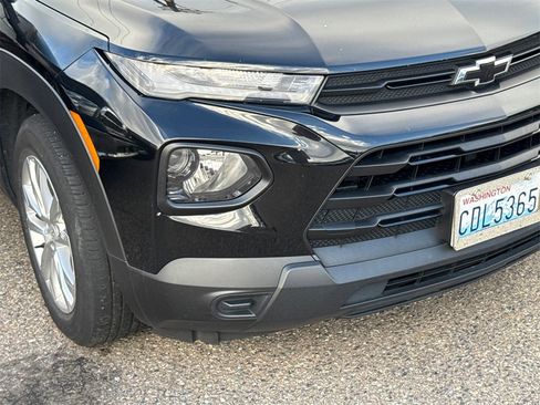 Used 2021 Chevrolet TrailBlazer LS w/ LPO, Blackout Package image 14