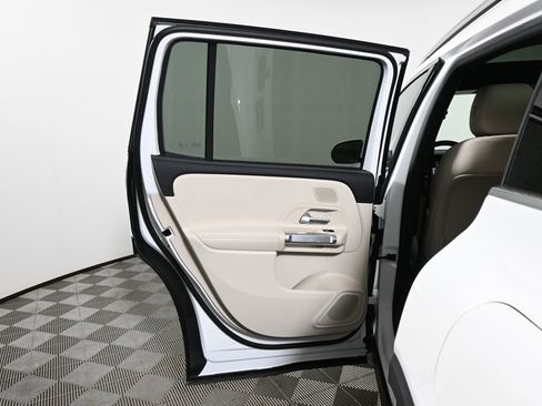 New 2026 Mercedes-Benz GLB 250 4MATIC image 29