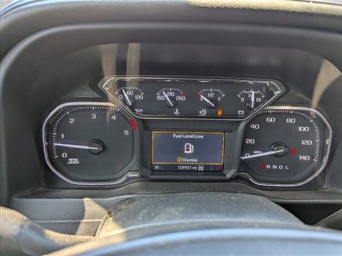 Used 2022 GMC Sierra 2500 AT4 w/ AT4 Preferred Package image 17